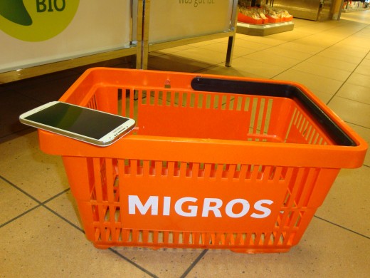Smartphone_Migros_Retail