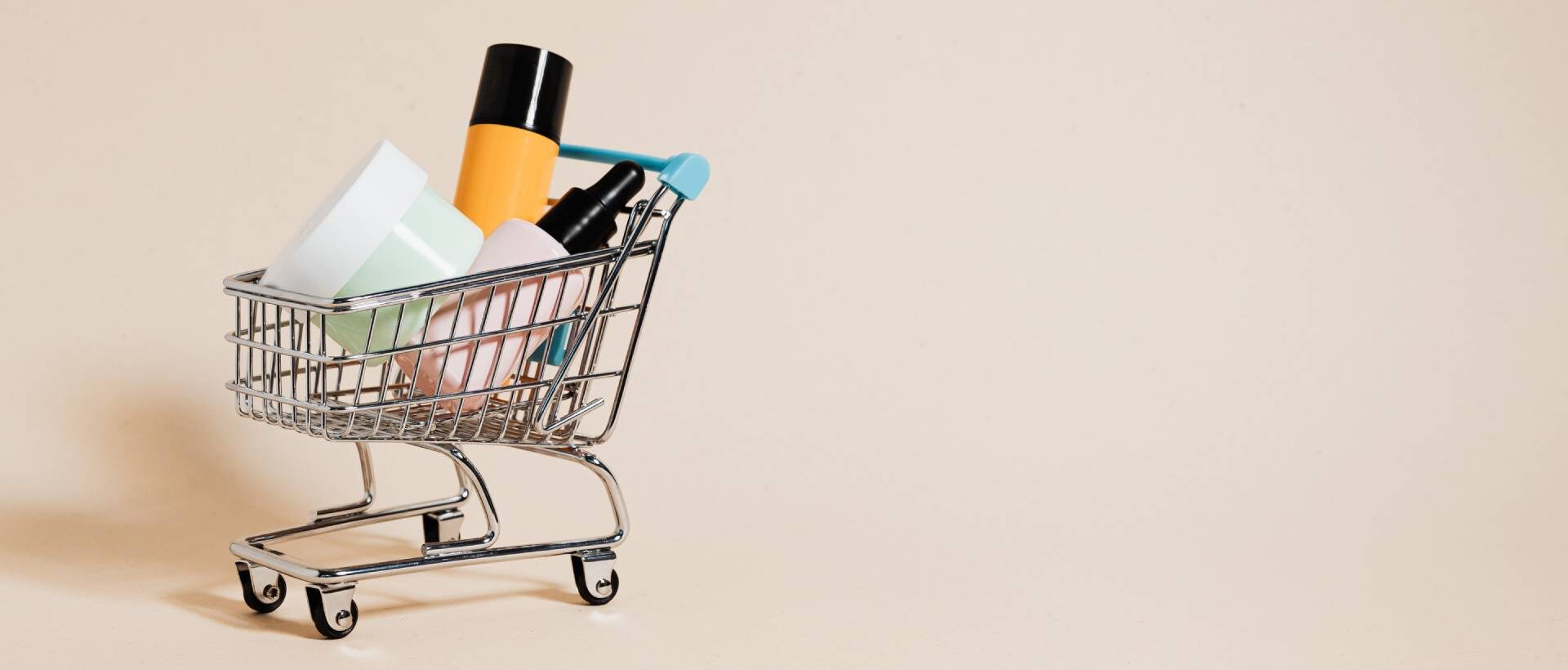 Einkaufswagen als Sinnbild für E-Commerce im Metaverse